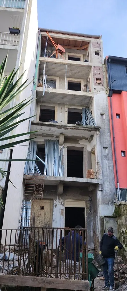 Edifício em Cedofeita antes da reabilitação