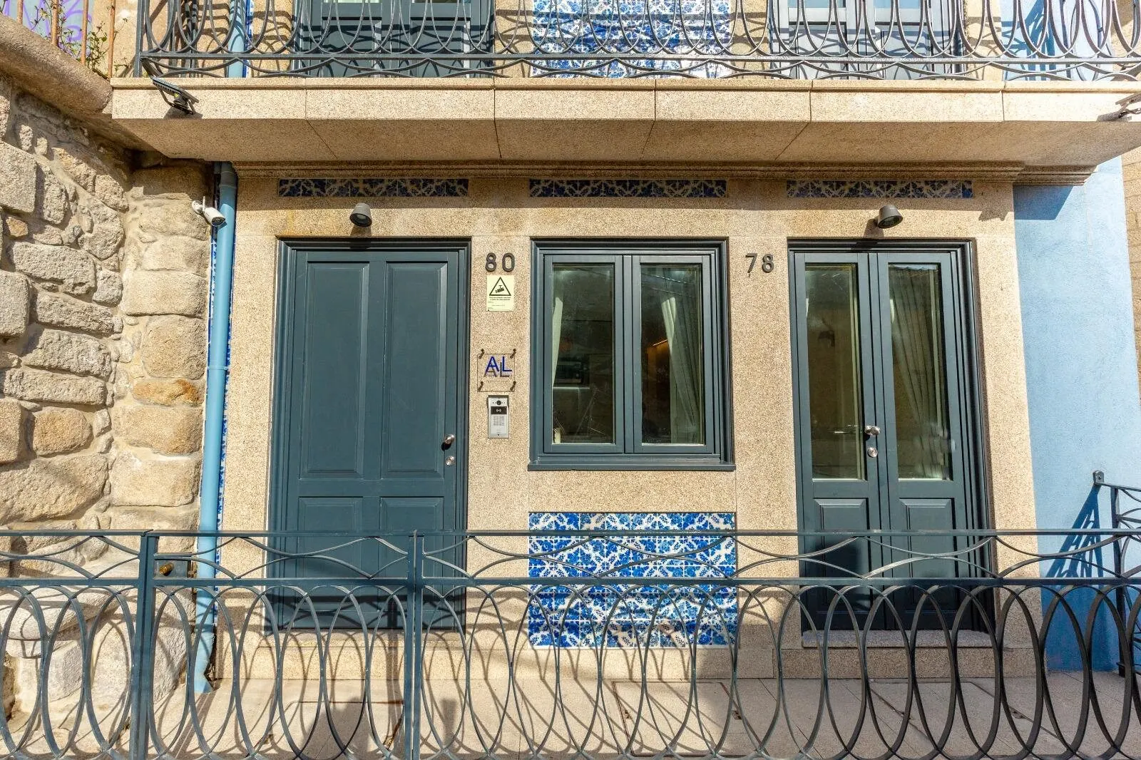 Edifício no Codeçal depois da reabilitação