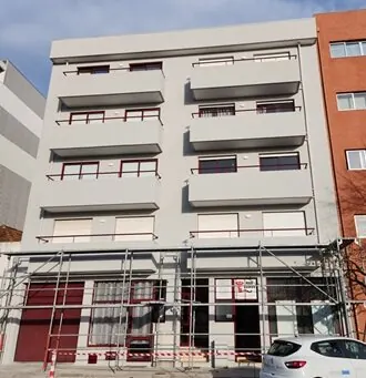 Fachada em Matosinhos depois da reabilitação